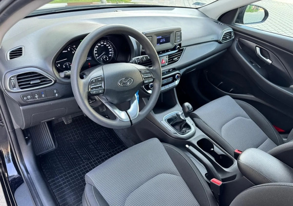 Hyundai I30 cena 54900 przebieg: 67000, rok produkcji 2020 z Gniezno małe 232
